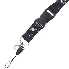 Cargar imagen en el visor de la galería, Lanyard Astronauta - Yukawaii