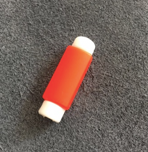 Cargar imagen en el visor de la galería, Protector Sencillo - Yukawaii