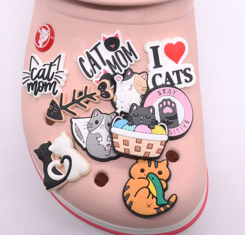 Shoe charm Gatos