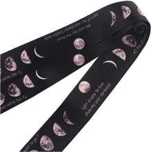 Cargar imagen en el visor de la galería, Lanyard Fases de la Luna