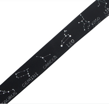 Cargar imagen en el visor de la galería, Lanyard Signo zodiacal - Yukawaii
