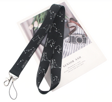 Cargar imagen en el visor de la galería, Lanyard Signo zodiacal - Yukawaii