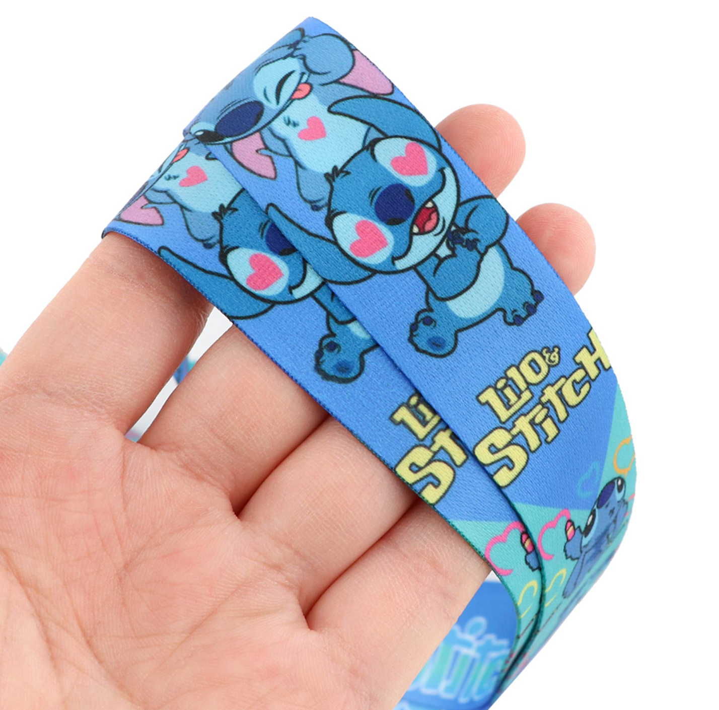 Lanyard y Porta credencial Stitch
