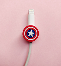 Cargar imagen en el visor de la galería, Protector Capitán América escudo - Yukawaii