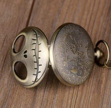 Cargar imagen en el visor de la galería, Reloj de bolsillo Jack Skellington