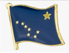 Cargar imagen en el visor de la galería, Pin Bandera Alaska
