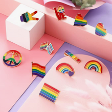Cargar imagen en el visor de la galería, Set pines LGBT
