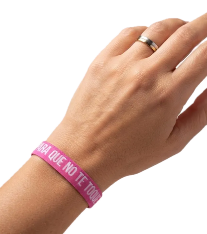 Pulsera Lazo rosa con broche