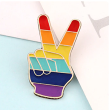 Cargar imagen en el visor de la galería, Pin Arcoiris LGBT
