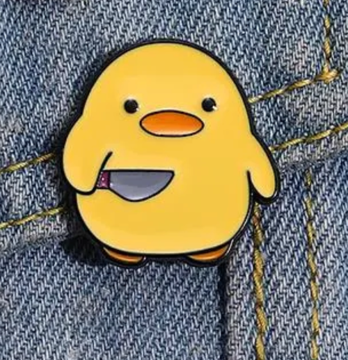Pin Pollito con cuchillo
