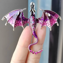 Cargar imagen en el visor de la galería, Prendedor Dragon
