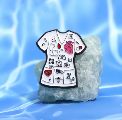 Pin Uniforme enfermera doctora
