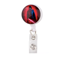 Cargar imagen en el visor de la galería, Porta gafete Darth Vader
