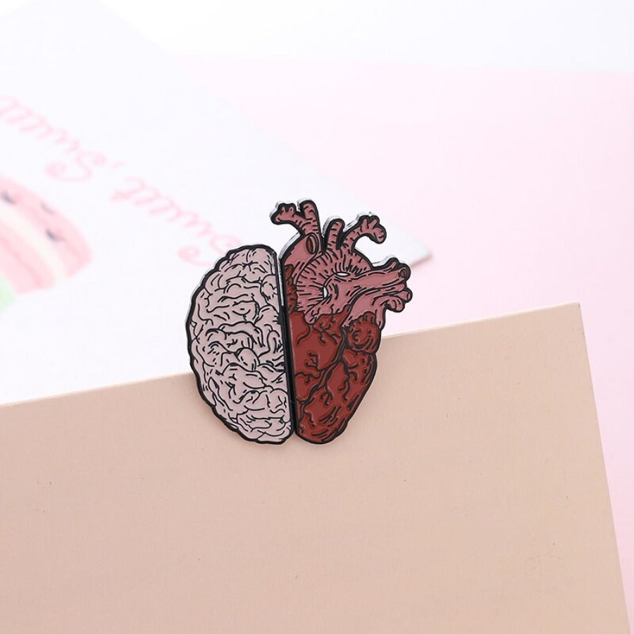 Pin Corazón / Cerebro