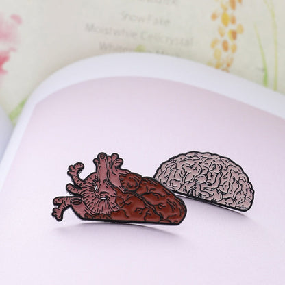 Pin Corazón / Cerebro