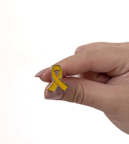 Pin lazo amarillo