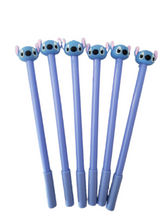 Cargar imagen en el visor de la galería, Pluma Stitch
