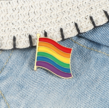 Cargar imagen en el visor de la galería, Pin Bandera LGBT
