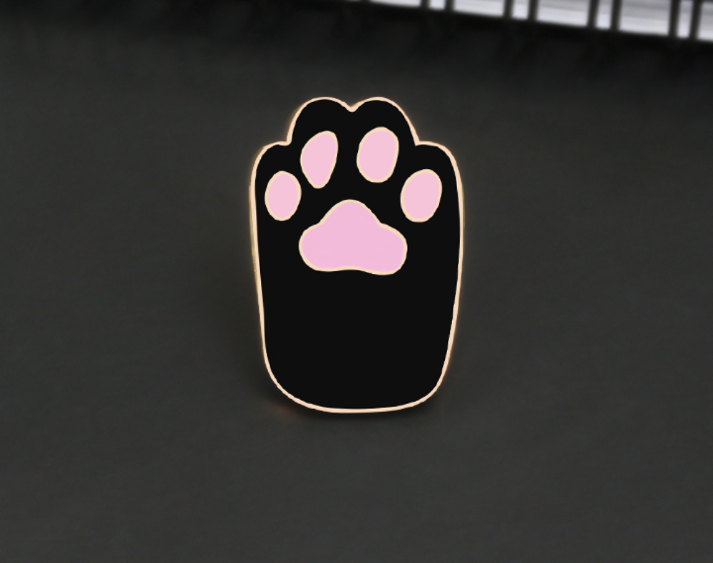 Pin Huellita