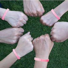 Cargar imagen en el visor de la galería, Pulsera Lazo rosa lucha contra el cancer de mama
