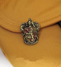 Cargar imagen en el visor de la galería, Pin Harry Potter

