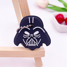 Cargar imagen en el visor de la galería, Cubre llave Darth Vader
