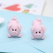 Cargar imagen en el visor de la galería, Aretes Cerdito - Yukawaii
