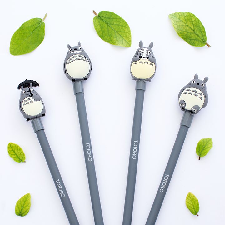 Pluma Totoro