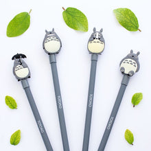 Cargar imagen en el visor de la galería, Pluma Totoro
