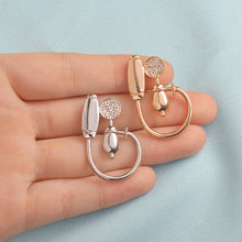 Cargar imagen en el visor de la galería, Pin Baumanometro - Yukawaii

